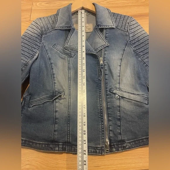 Marc Cain Blue Denim Biker Jacket  Quilted Moto Shoulders & Asymmetric Zip jeans - Picture 10 of 14